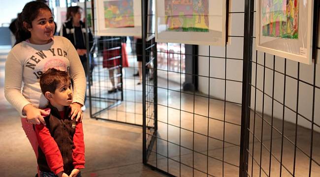 Minikler Resimlerle Atatürk’ü ve Cumhuriyet’i Anlatacak