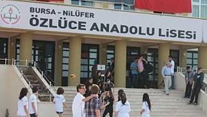 Okul Müdürü Öğrencileri Cuma Namazına Çağırdı