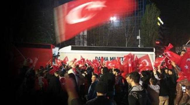 Sandığa Gölge Düştü
