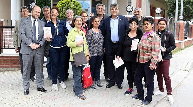 Sındır: Televizyonlarda Evet, Sokakta Hayır Var
