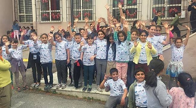 Tınaztepe'den Miniklere 23 Nisan Hediyesi