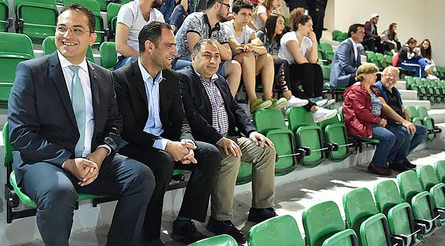 Ünilig Heyecanı Bornova'da Başladı