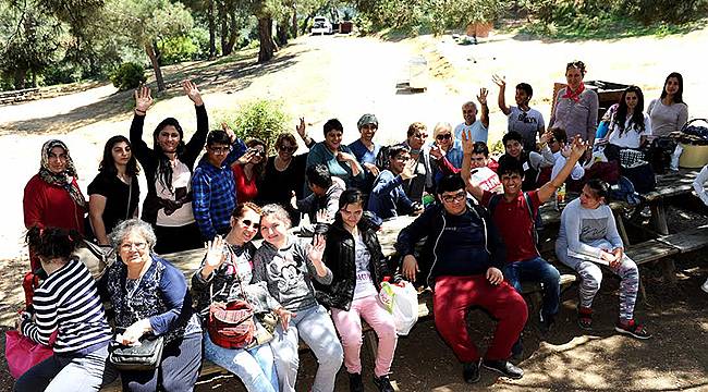 Yamanlar’da ‘Dolu Dolu’ Bahar