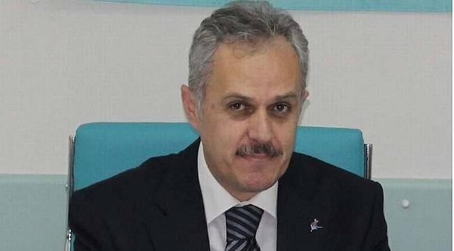 10. Yıl Marşı’nı Yasaklayan Müdür Koltuğundan Oldu!