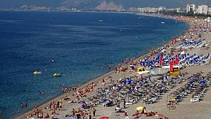 2016'da Turist Sayısı 10 Milyon Azaldı