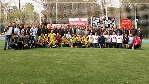 Alevler Arasından Halı Sahaya