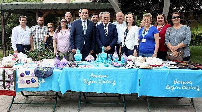 Anneler Günü’nde Fincancılar Çarşısı Tarihinin En Kalabalık Gününü Yaşadı