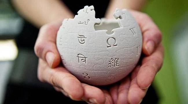 Bakan'dan Wikipedia Açıklaması