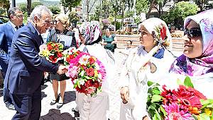 Bayındırlı Kadınlara Büyükşehir'den 'Arıcılık Desteği'