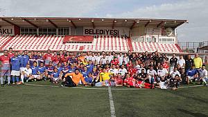 Bayraklı'da Futbol Turnuvası Başladı