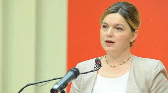 CHP'de Sıcak Saatler: Fikri Sağlar ve Kurultay Kararı, Deniz Baykal'a Tepki