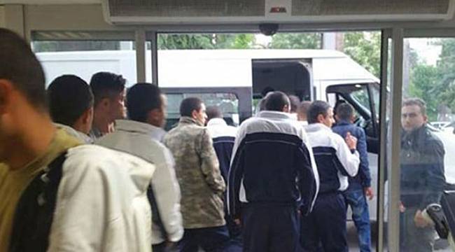 CHP'li Biçer Manisa'da Zehirlenen Askerleri Ziyaret Etti