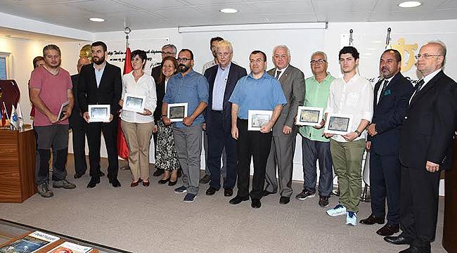Denizci Gazeteciler Ödüllerini Aldı