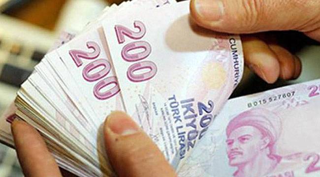 Emekliler İçin Sıraya Girdiler!