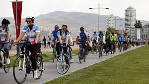 Engelleri Pedal Çevirerek Aştılar