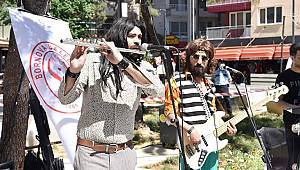 Geçmişin Şarkıları Küçükpark’ta Dile Geldi