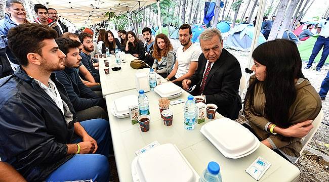 Gençlere Başkan Sürprizi