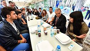 Gençlere Başkan Sürprizi