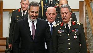 Hulusi Akar ve Hakan Fidan Amerika'da