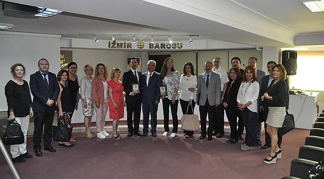 İzmir Barosu Eğitim Faaliyetlerini Sürdürüyor