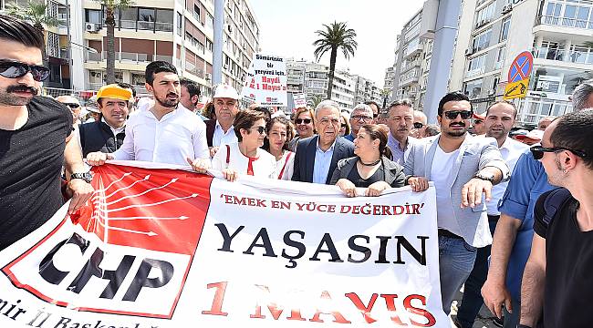 İzmir’de 1 Mayıs coşkusu