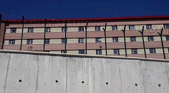 İzmir’deki Mültecilerin 'İmdat Çığlıkları' Meclis Gündeminde