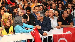 Karşıyaka’da Feridun Düzağaç Coşkusu