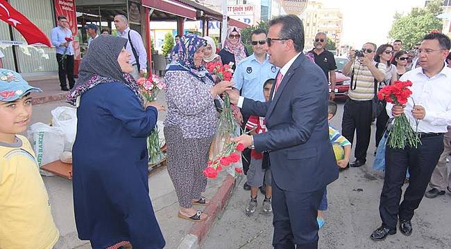 Kesme Çiçeğin Kalbinde Festival Zamanı