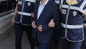 Malezya FETÖ'cü Olduğu İddia Edilen 3 Türk'ü İade Etti