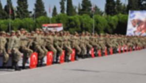 Manisa'da 1 Asker Hayatını Kaybetti 350 Asker Hastanelik Oldu