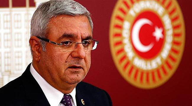 Mehmet Metiner Hangi AK Partilileri İhanetle Suçladı?