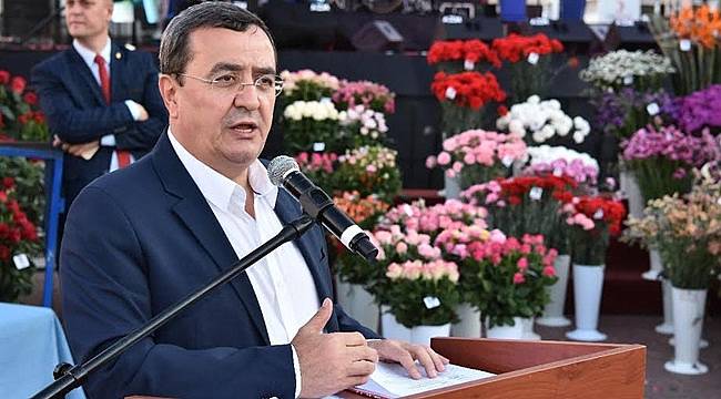 Narlıdere’de Çiçekler Yarıştı, Vatandaş Kapıştı