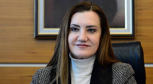 Nükhet Hotar'dan Sitemli Tweet