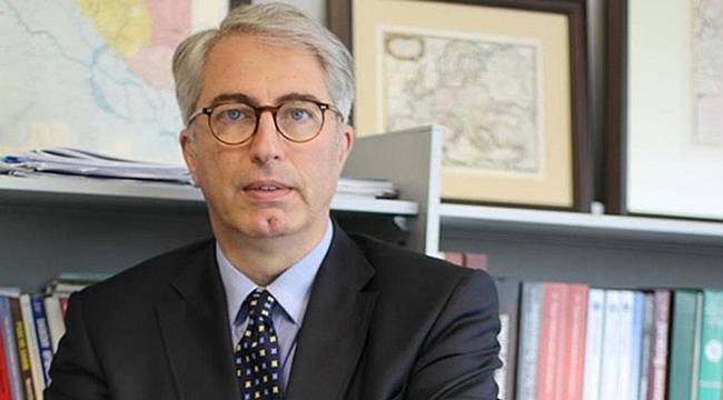Yetkin: AK Parti'de Tasfiye Kapıya Dayandı