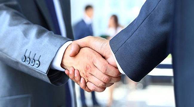 2 Dev Holding Birleşti
