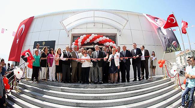 Bornova’da Kültür Merkezleri Atağı