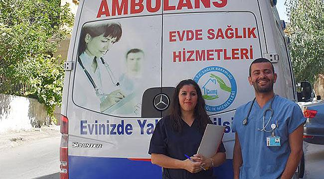 Buca'da Hastalar Evlerinde Yalnız Değil