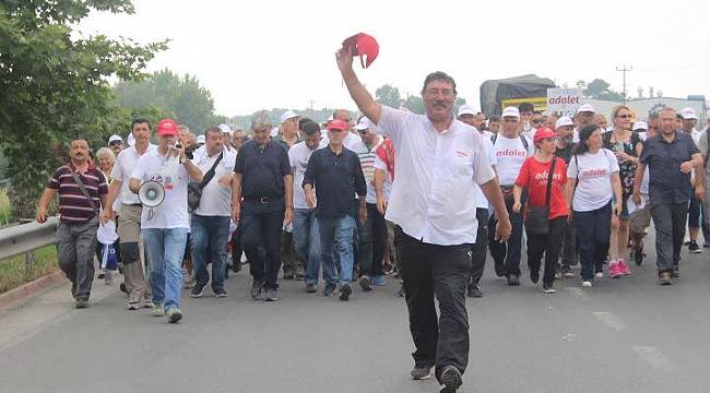 CHP'li Gürer: Ekmek Bölündü Aş Paylaşıldı
