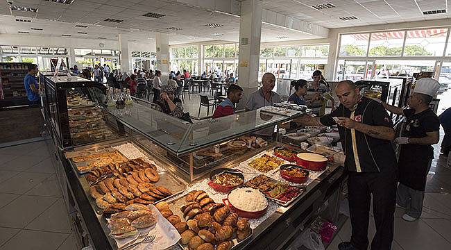 DEÜ Hastanesi Park Cafe Yenilendi