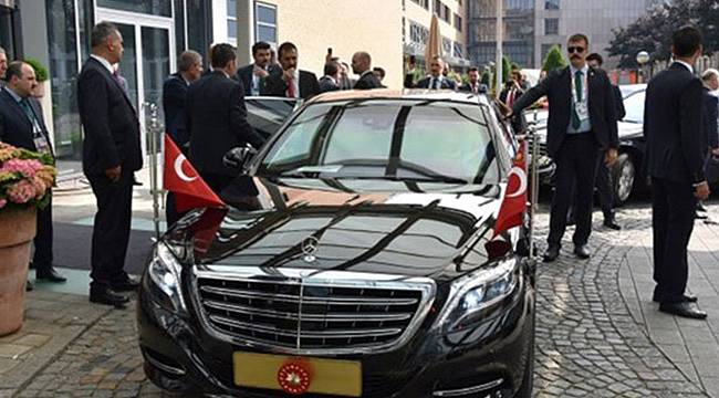 Erdoğan'ın Konvoyu Almanya'da Durduruldu