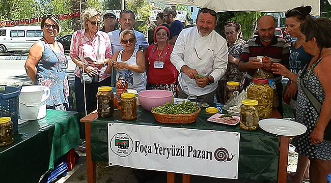 Foça Yeryüzü Pazarında Ballı Balıklı Turşu Günü