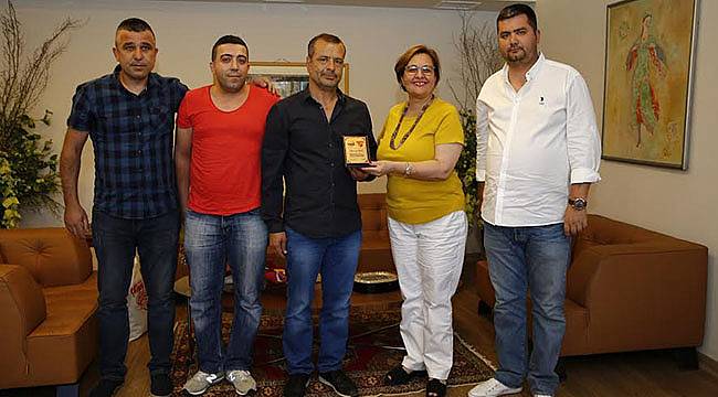 Göztepe’nin Taraftarından Anlamlı Ziyaret