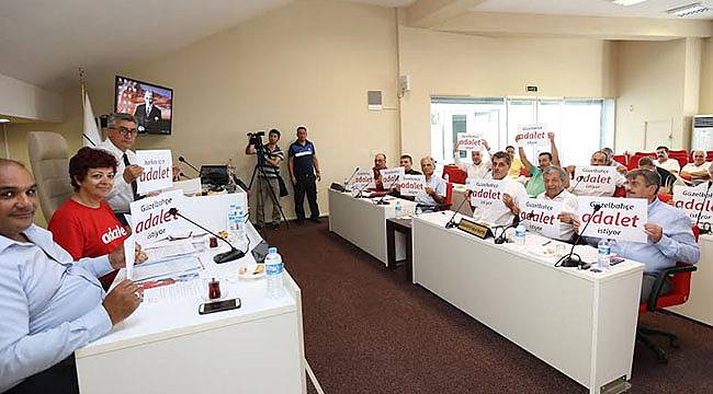 Güzelbahçe Meclisi’nde Adalet İsteği Haykırıldı