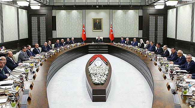 Kabinede Değişiklik: Kim Geldi, Kim Gitti?