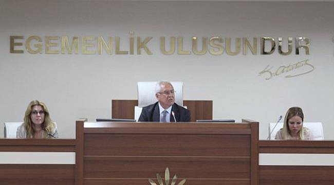 Karabağlar Belediyesi'nde Gergin Meclis!