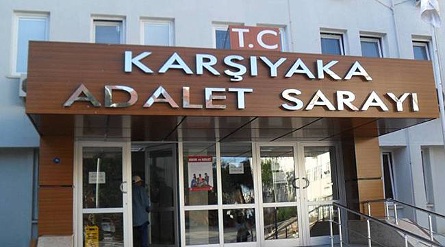 Karşıyaka Adliyesi'nde Panik Yaratan Yangın!