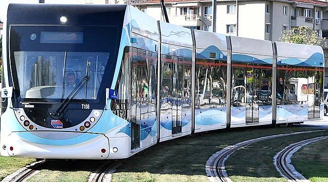 Konak Tramvayı Alsancak Garı'yla Buluşuyor