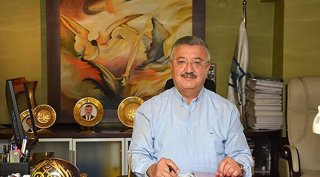 Nasır'dan Yeni Yönetmelikle İlgili Müteahhitlere Çağrı