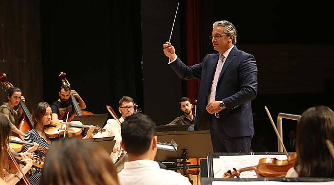 Orkestra Şefleri Karşıyaka'da Yetişecek