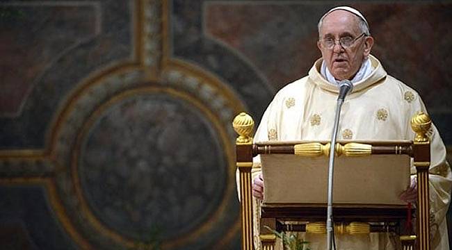 Papa: G20 Yoksullara ve Mültecilere Zarar Veriyor